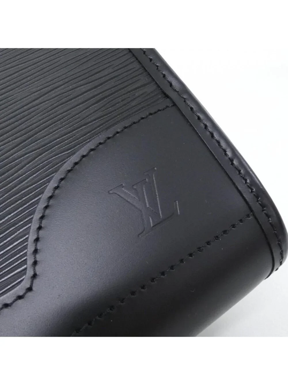 Louis Vuitton Epi Madeleine PM Shoulder